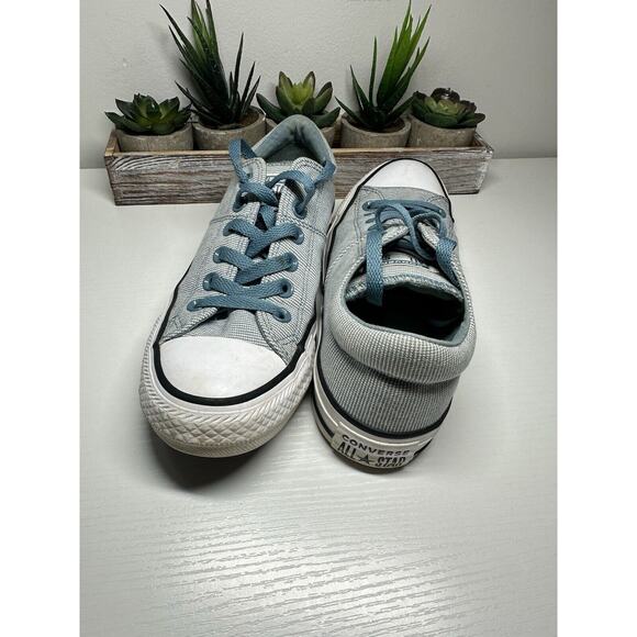 Converse Women's Chuck Taylor All Star Varsity Madison Low Top Sneaker 563446F - Picture 3 of 7